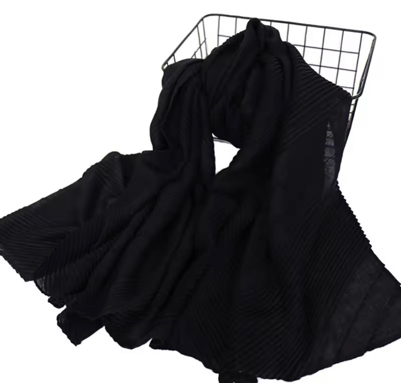 Cotton V Pleat - Black image 0